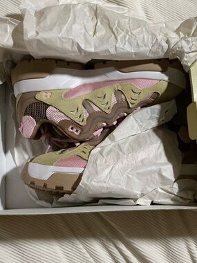 Golf Le Fleur Pink and Olive Women’s Sneakers